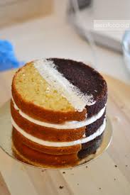 Layer Cake Bi Gout Kinder Bueno Vanille Fraise Sweet Food Recette Layer Cake Kinder Gateaux Et Desserts Vanille Fraise