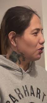 Bronwyn Sanders's Instagram, Twitter & Facebook