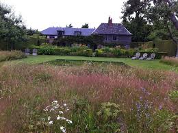 Monet's house and gardens are only 550 yards from the hotel. The Summer Garden With Pond Picture Of Le Jardin Plume Auzouville Sur Ry Tripadvisor