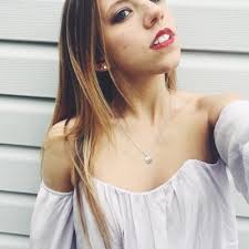 Kayla Roman's Instagram, Twitter & Facebook