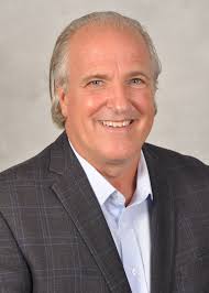 Eric Allyn's Instagram, Twitter & Facebook