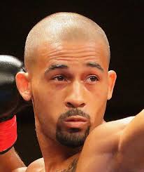 Oliveira learns from win over Rivera