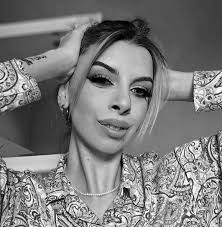 Pozdravimo ovaj predivan par 💕 NAĐA I DRAGO RAŠIĆ ❤️ Još od školskih dana  obožavam moju nastavnicu Nađu Rašić .. i danas kad je sretnem uživam u  svakom razgovoru s njom