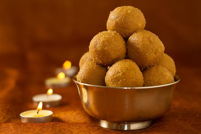 Besan Laddu