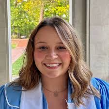 Isabelle Potts's Instagram, Twitter & Facebook