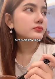 Anak Menantu Miskin Yang Di Rendahkan