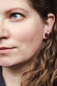 I made these earstuds from scraps of purple heart, maple, and walnut 🙌🏻