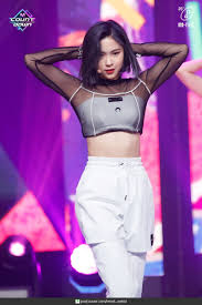 200326 M Countdown Wannabe Itzy Ryujin Em 2020 Looks Feminino