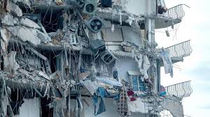El canal indicó que, según su fuente, esas personas no han aparecido más de diez horas después del derrumbe del edificio champlain. F5z44kvc3zv0cm