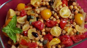 Jun 20, 2017 · la ricetta dei fiori di zucca al forno light permette di poter gustare senza sensi di colpa una delle preparazioni più in voga in estate.se ottimi sono fritti, i fiori di zucca ripieni di ricotta al forno vi stupiranno per la loro leggerezza e per il loro sapore delicato, il tutto con un contenuto di calorie veramente irrisorio. Pasta Estiva Con Pesto Di Pomodorini Secchi Ceci Olive E Capperi Cucina Consapevole