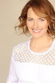 Elisha Thayer's Instagram, Twitter & Facebook