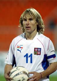 Fifa 21 pavel nedved is a 89 rated icon playing in the lm position. Foto Ctyricetilety Duchodce V Nejlepsi Kondici Pavel Nedved Aktualne Cz