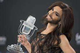 Postupuje albánie, srbsko, bulharsko, moldávie, portugalsko, island, san marino. Top 6 Nejvetsich Silenosti Ktere Prinesla Eurovize Vousata Conchita Wurst I Ruske Babushki Ireport Music Style Magazine