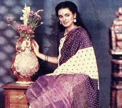 Neerja Bhanot In A Saree Ad Img 501 443 Celebrity Portraits Vintage Looks Flapper Dress