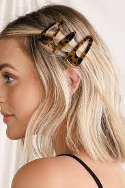 The Hottest Hair Clip Trends Of 2020 Hair Styles Clip Hairstyles Tortoise Hair
