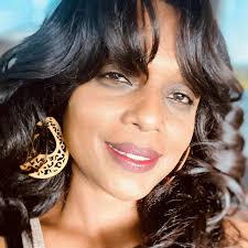 ✨ Nothing in life is coincidence. Every soul you meet is placed in your  path for a reason — to teach you, to heal you, or to love you. 🌿 Trust the