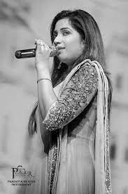 Shreyaghoshal A Singer That Touched The Millions Of Hearts All Around The World Most Beautiful Indian Actress Indian Singers Amazing Singers
