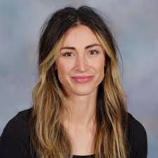 Amy Mach's Instagram, Twitter & Facebook