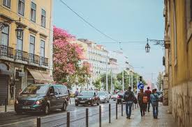 Ratio of temperature, wind speed and humidity: The Full Digital Nomad Guide To Lisbon The Digital Nomad World
