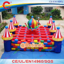 Auparavant, il échappe seulement de petites pièces, cette fois, il a décidé d'essayer de sortir d'une grande maison avec un vaste territoire. Livraison Gratuite Jeu De Labyrinthe Gonflable Incroyable Labyrinthe Gonflable De Maison Hantee De Chateau De Mase Gonflable A Vendre Labyrinthe D Etiquette De Laser Aliexpress