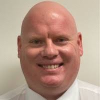 100+ perfiles de «Hynd»