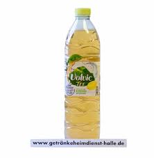 Gar keinen fertigen eistee, weil da zu viel zucker drin ist. Https Xn Getrnkeheimdienst Halle Y7b De Produkt Volvic Tee Zitrone Limette