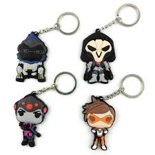 50 Goodies Overwatch Materiel Gaming T Shirts Affiches Idees Porte Cles Overwatch Porte Cle