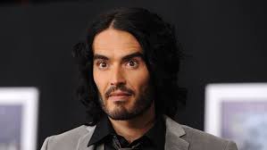 Warner Bros. komt met uren aan bewijsmateriaal van Russell Brand