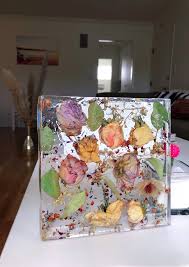 Preserving wedding flowers in resin. Diy Epoxy Resin Wedding Bouquet Preservation Square Mold Artresin Bouquet Preservation Wedding Bouquet Preservation How To Preserve Flowers