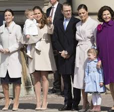Prinzessin sofia von schweden, ihr mann prinz carl philip und ihr beiden söhne prinz alexander (r.) und gabriel immer noch schwer verliebt: Hochzeit In Schweden Vom Dessous Model Zur Prinzessin Welt