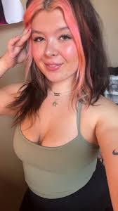 Tonya Croy's Instagram, Twitter & Facebook