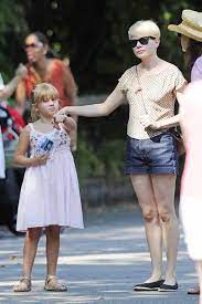 Michelle williams had a sweet message for her daughter matilda ledger while accepting an award at the 2020 screen actors guild awards on sunday (january 19) at the shrine auditorium in los angeles. Matilda Ledger Photostream Matilda Ledger Michelle Williams Matilda