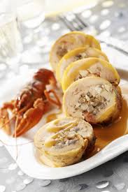 Un Chapon De Noel Et Langoustines Pour Un Repas Magique Recette Recette Chapon Recettes De Cuisine