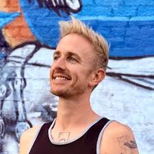 Orly Izhaki (@orlyi)