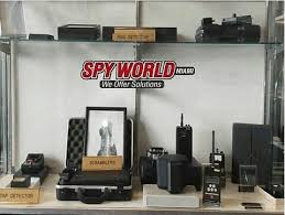 Los detectores de micrófonos son dispositivos electrónicos usados para revelar la presencia de aparatos de escucha o micrófonos instalados en una habitación. Como Detectar Camaras Y Microfonos Ocultos Miami Bugdetectormiami