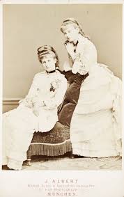 The Sisters Princess Luisa Of Thurn Und Taxis Later Princess Of Hohenzollern Sigmaringen 1 June 1859 Schloss Taxis Dischin Princess Louise Bavaria Princess