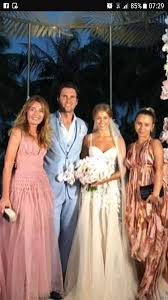 My dad as a coach, my brother as a player and my mum, my little puppy, mischa's wife now and hopefully his child is going to come on tour a lot as well.. 1 1 3 Mischa Zverev Brothers Fanpage Facebook