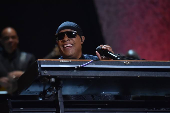 Stevie Wonder has health issue but remains in 'great spirits,' friends say