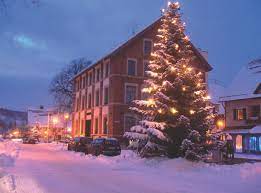 Die alten grannys haben genug von ihrem witwen dasein und in deiner stadt scheint. Adventsmarkt Kuchen Geislingen Sudwest Presse