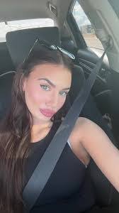 Mara Mcbride's Instagram, Twitter & Facebook