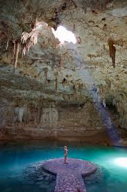 Oh this cenote is so beautiful, filled with stalactites and stalagmites with an opening in the top which makes it seem as if a light from heaven is shining on you. Schonste Cenote In Mexiko Cenote Suytun Ausflug Tipps Fur Valladolid