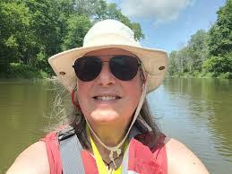 Linda Lenk's Instagram, Twitter & Facebook