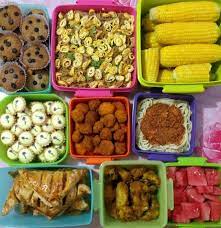 Siakap Keli Press Pagi Ni Saya Nak Bawak Anak Anak Piknik Tapi Tak Bagitau Diorang Pun Saje Je Nak Buat Kejutan Hihi Gigih Bangun Awal Nak Masak Masak Bekal Saya Masak Jagung Rebus Mee