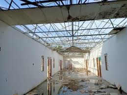 Kolej islam sains & teknologi (nama lama : Penceroboh Larikan Zink Bekas Asrama Kist