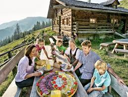 Das großarltal eröffnet familien zahlreiche möglichkeiten, auf gut ausgebauten wanderwegen den. Wanderurlaub Schutzenhof Grossarl