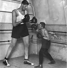 Turcul sultan kosen, de 27 de ani, a intrat în cartea. Misterul Mortii Celui Mai Inalt Roman Din Istorie Gogea Mitu A Trait In 4 Ani Cat Altii In 100 A Fost Ucis De Mafia Din Box Sport Ro