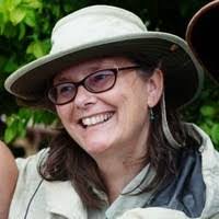 Leslie Pringle's Instagram, Twitter & Facebook