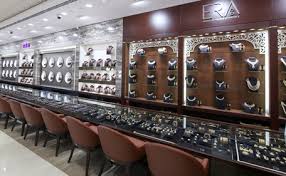 Maybe you would like to learn more about one of these? Dubai S Largest Jewellery Outlet With 600 Kilos Of Gold To Open News Emirates Emirates24 7