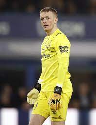 Jordan lee pickford (born 7 march 1994) is an english professional footballer who plays as a goalkeeper for premier league club everton. Jordan Pickford Hits Back Over Criticism Fourfourtwo