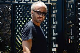 Gianni versace, italian fashion designer known for his daring fashions and glamorous lifestyle. American Crime Story The Man Who Would Be Vogue Tv Episode 2018 Imdb